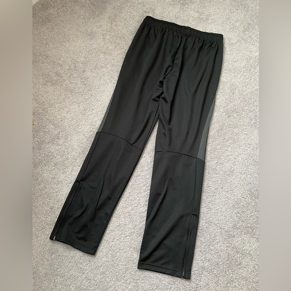 Women’s Nike Black Track Pants NWOT Size M - Picture 5 of 6